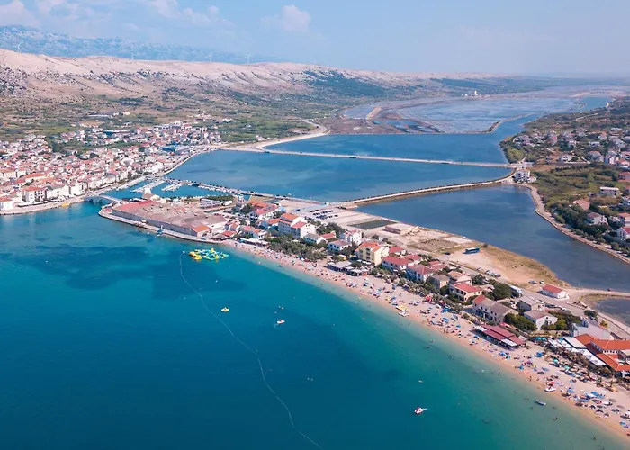 Apartman By The Sea Pag - 13251 Pag Town